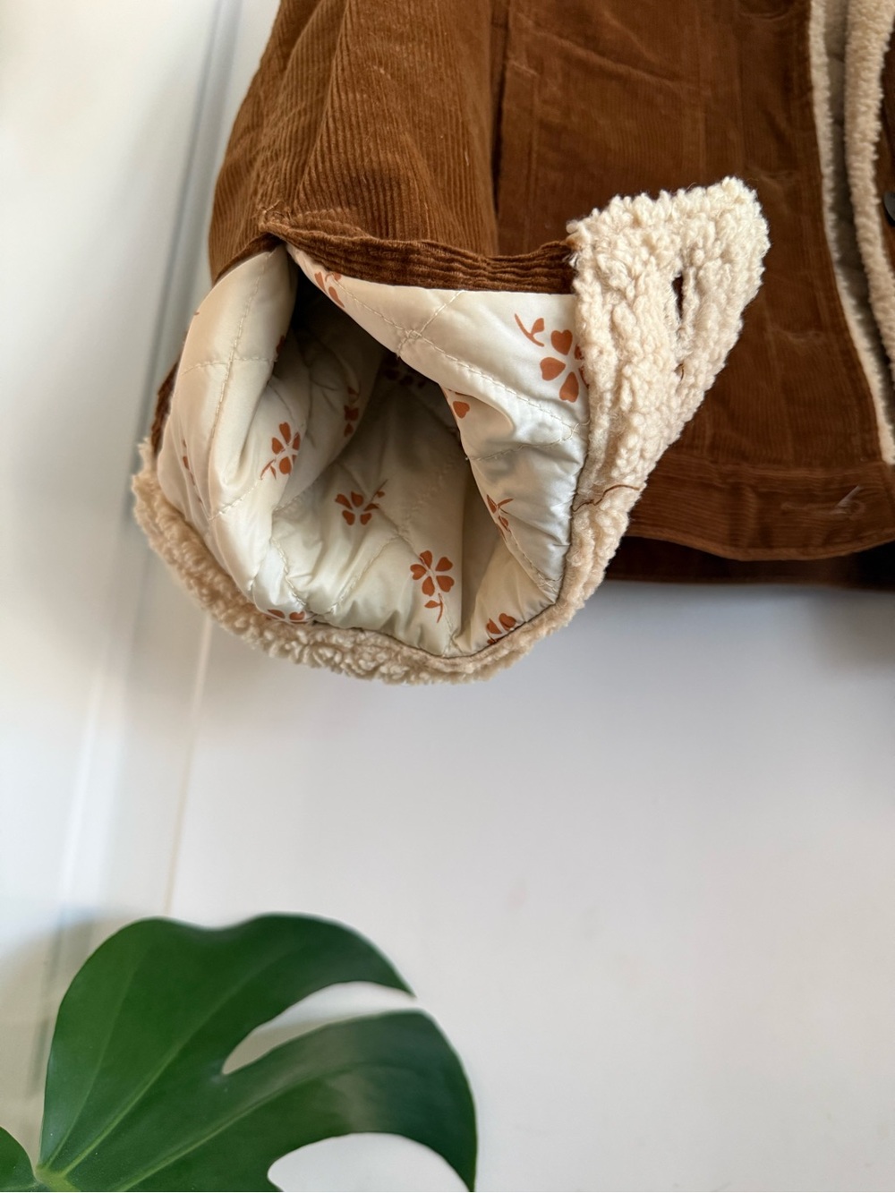 Marine Layer Brown Corduroy Teddy-Lined Trucker Jacket - Picture 4 of 6